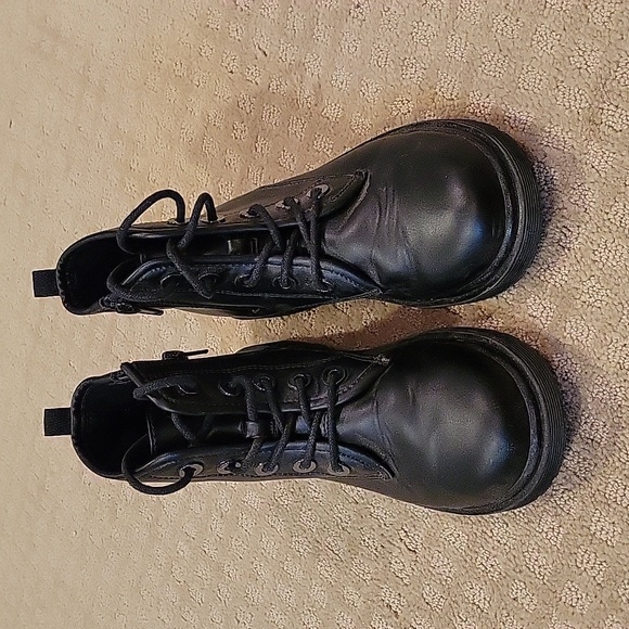 Steve Madden girls boots size 4 - Picture 5 of 5